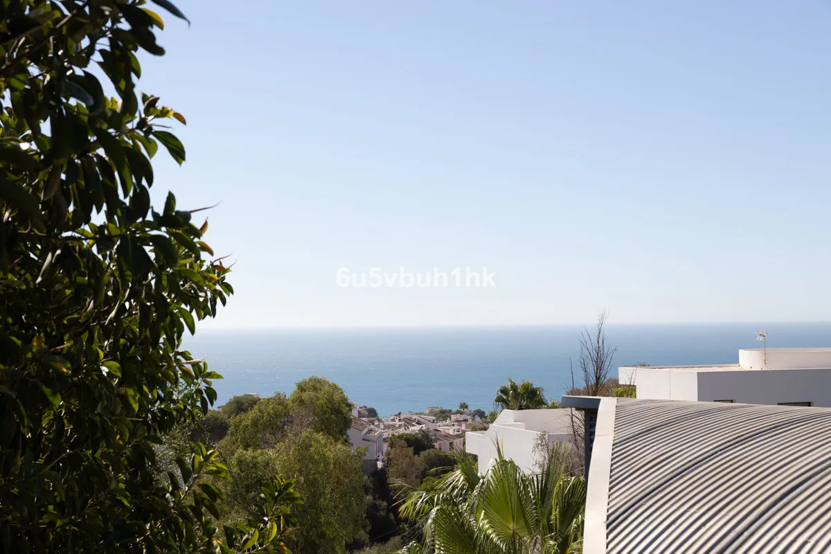 a9360f41-a6bc-48e6-9249-2e31c309f0a7