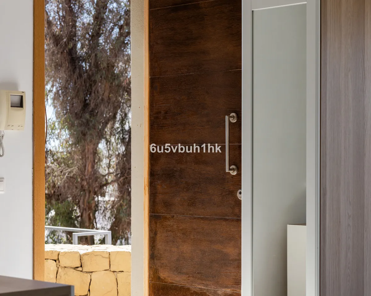 d5ef285a-9ab3-4bc5-8826-df27e81dd8a0