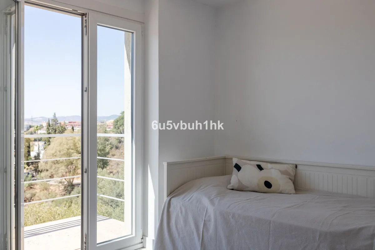 d968091c-ef43-4024-8189-a8649cdbdfaf