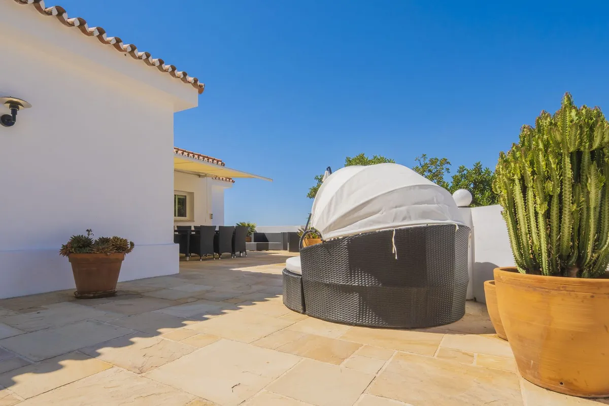 141ec65c-7a44-4185-8d27-909cdad89fc7