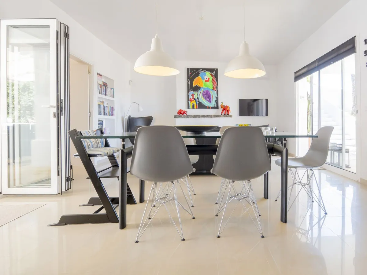 58778046-c138-4e7c-8a8c-1b9ceeaf632a