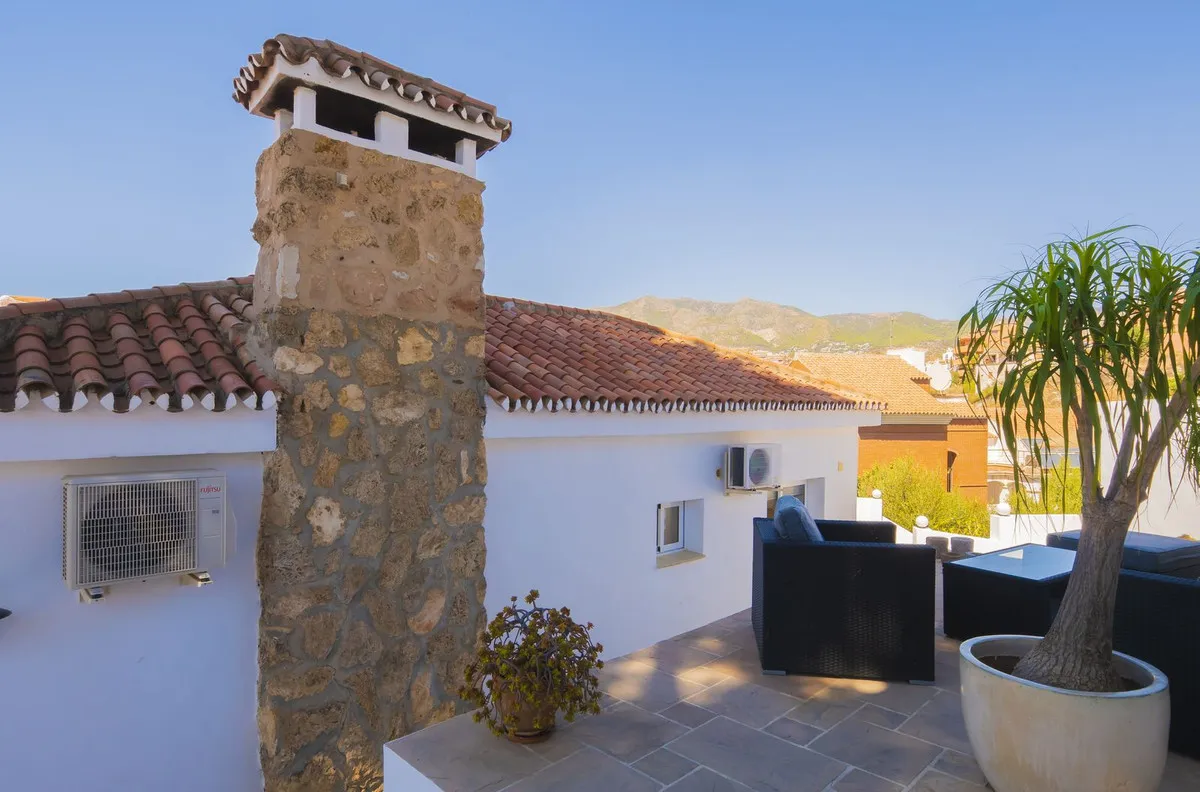 62ec054c-5af9-4199-9b4e-75f5d8e6ce27