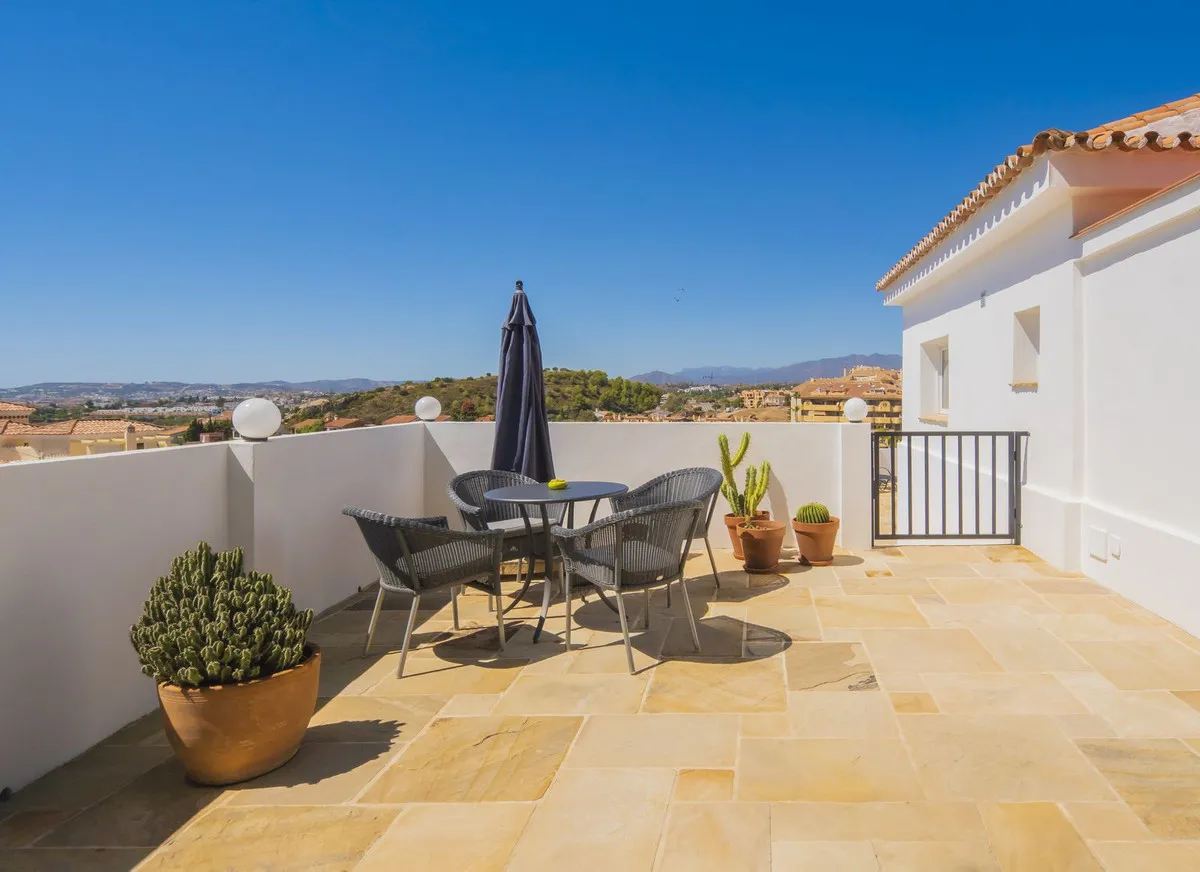 8e7f57ca-6d66-4527-9725-04ca5a0998be