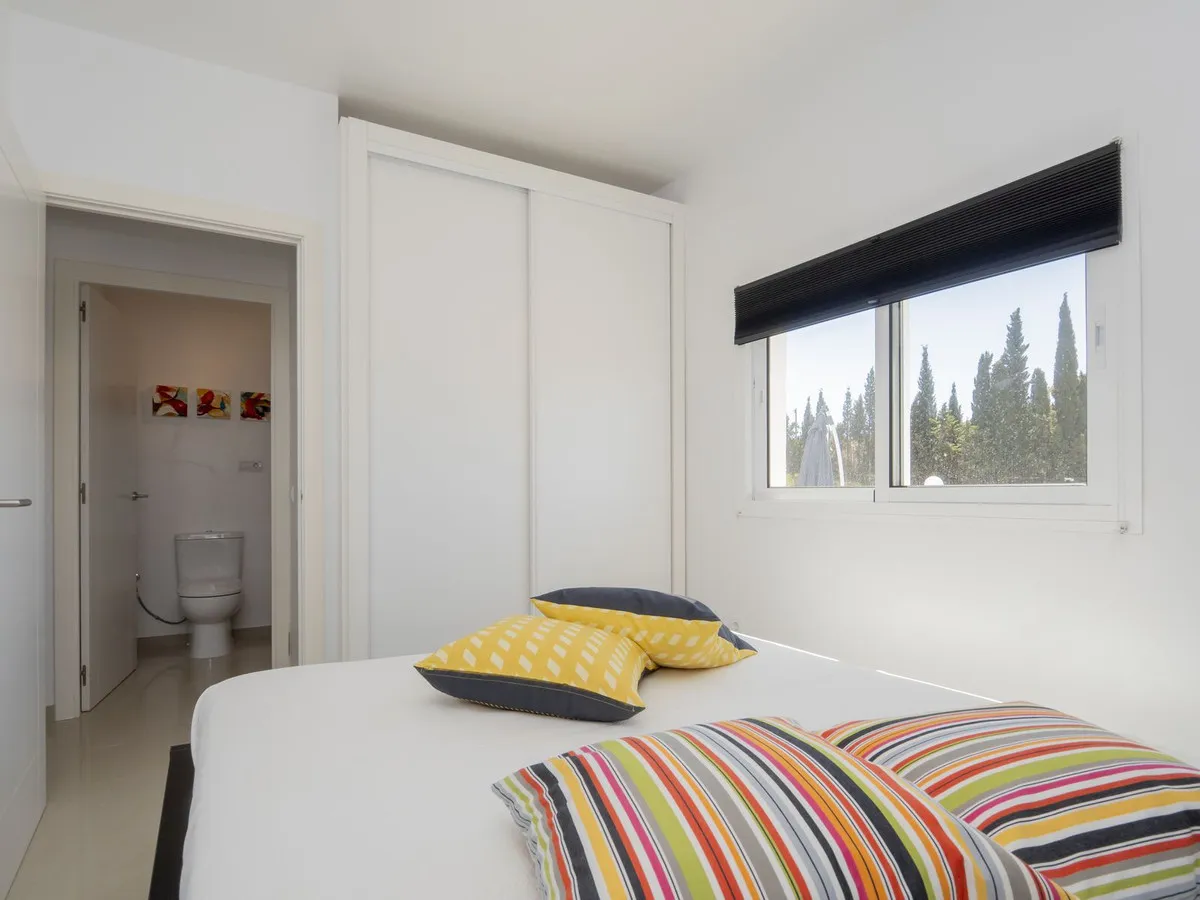 8e9f6205-0346-4c3d-8365-87d0f8abc034