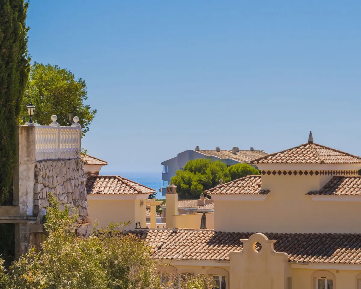 b9dbe015-15e1-4c08-aa33-f773ef17e763