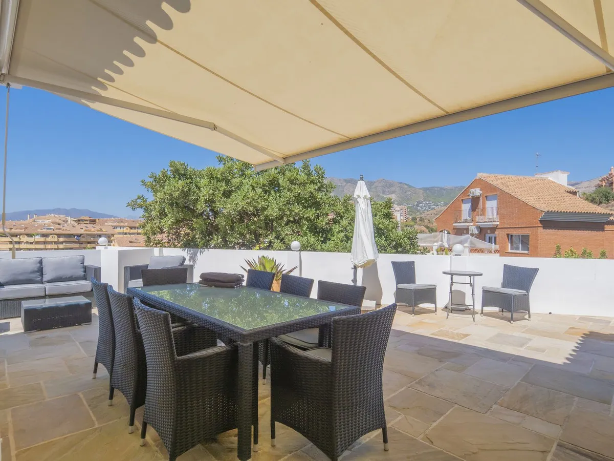 e93bcade-b69c-4a36-a18b-9c1f19102e9f