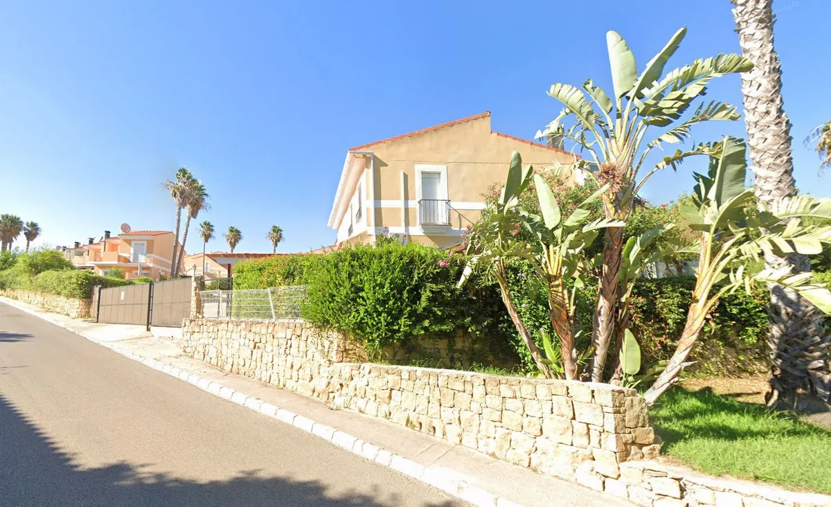 0a0a06d1-0ec5-4443-be50-c5b59c357a54