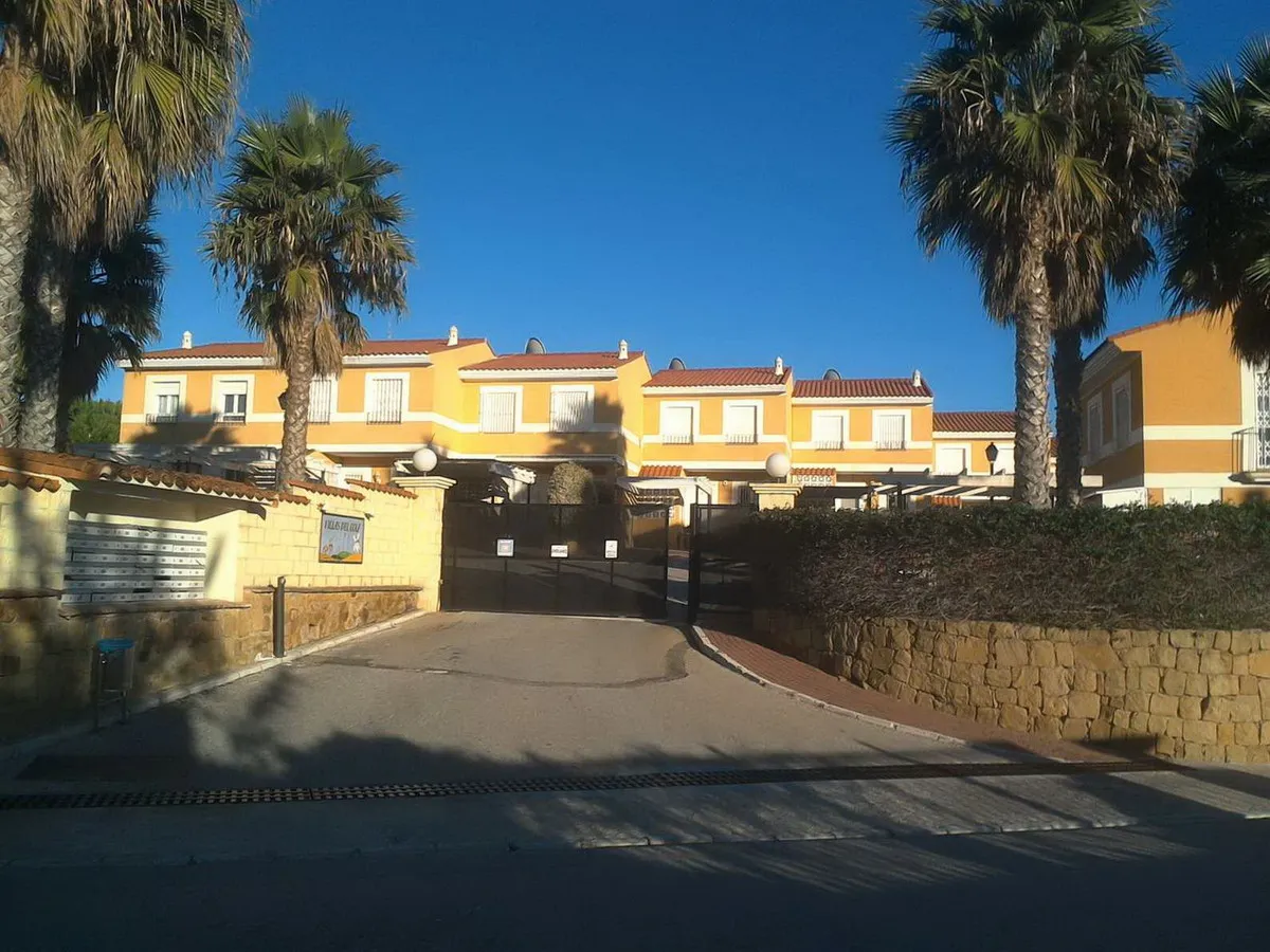 975aab23-ee5c-4304-b76e-e8a11716d648