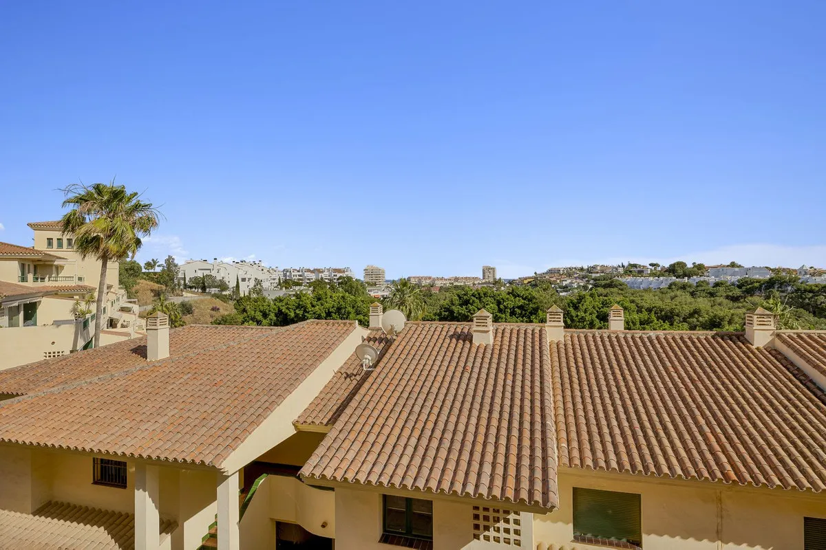 739942f9-0aa4-4e99-8ce7-b180340ef8a0