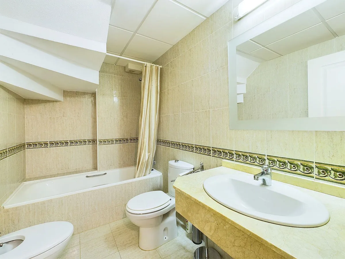 13d77938-4ac1-4f5a-a2ba-8ddc68883111