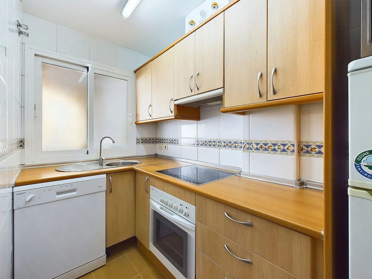 c686fa77-5f34-4fab-932b-2decd4050cd7