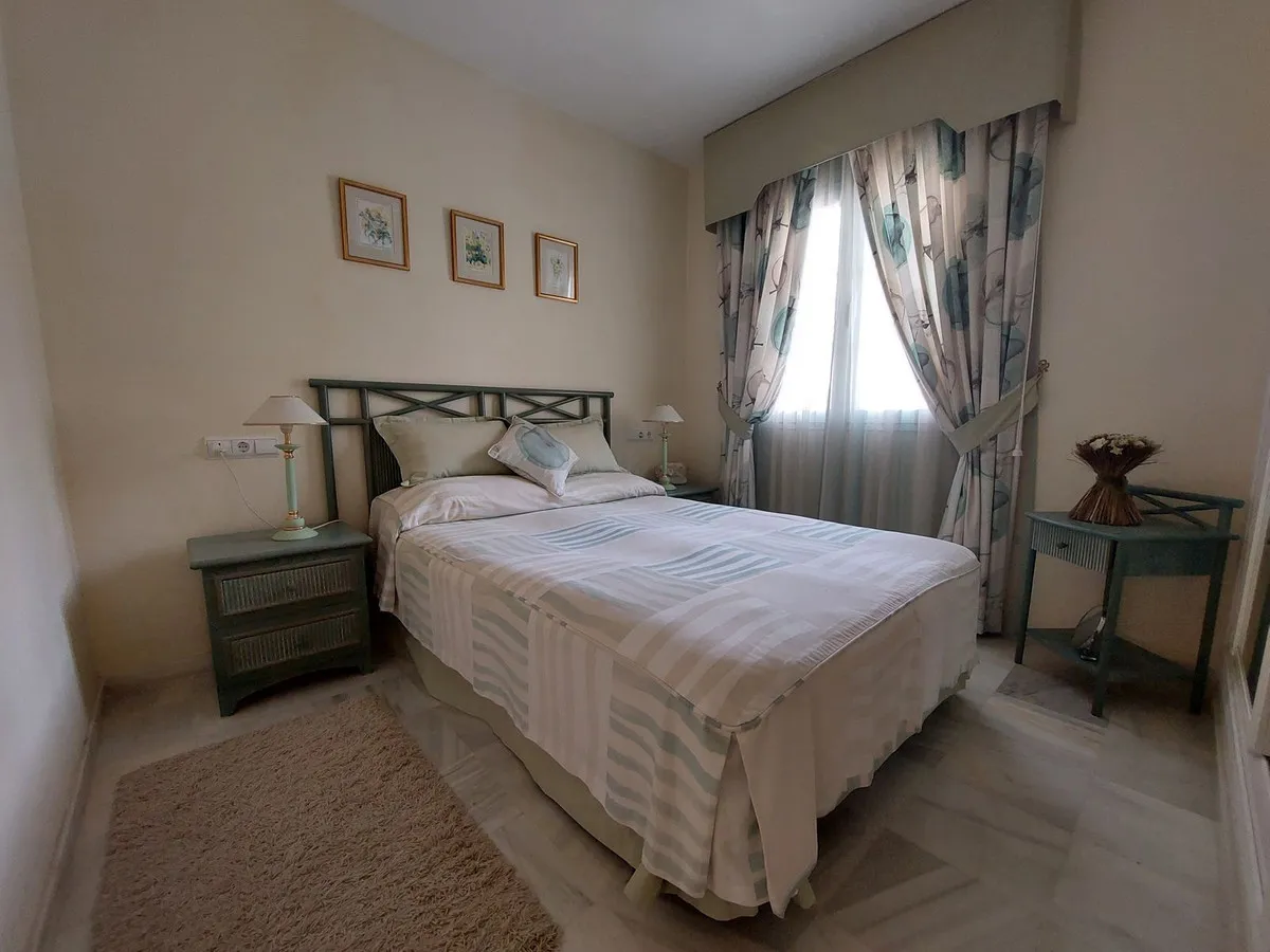 17311092-c5ac-4c0d-8aa2-11911e534912