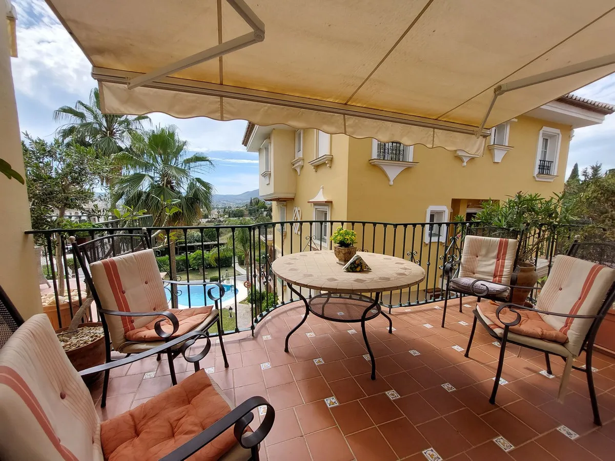 b3075c13-1a16-422d-9c58-4898a84273f9