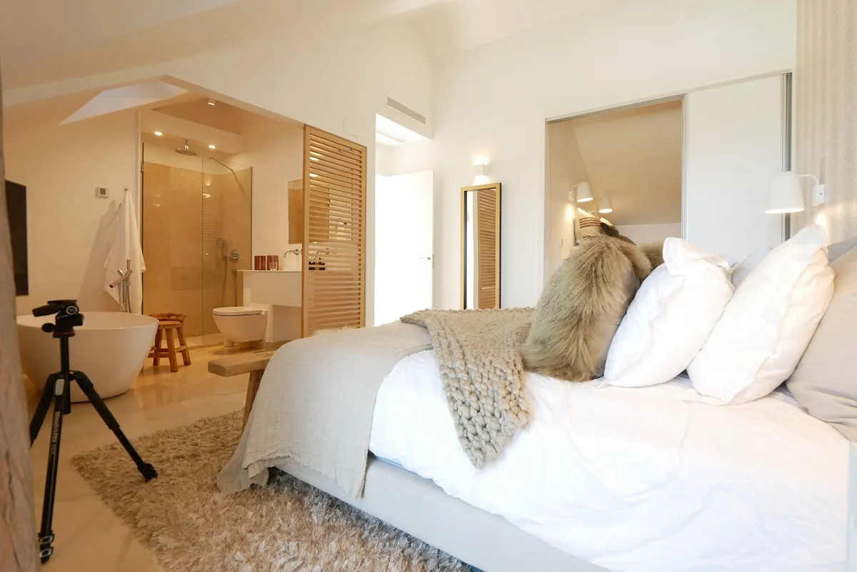 2fd8abd4-4ca3-46db-a28c-a55ae7d75ced