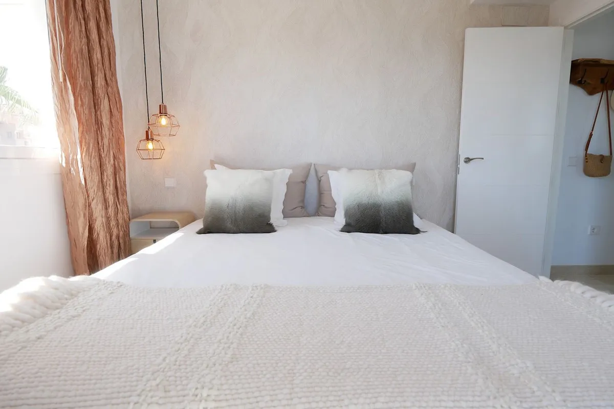 33e0312a-1d08-4ac3-993a-530492a5e72f