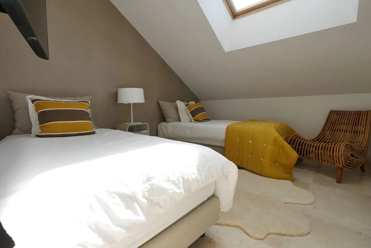 432c3edd-f931-4ae0-8ddc-aa39e802b2ef