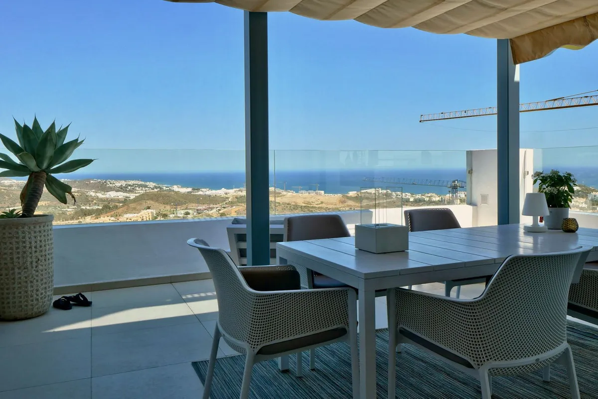 55ff6ab5-d4d5-49a7-8f34-17e5bd295e33