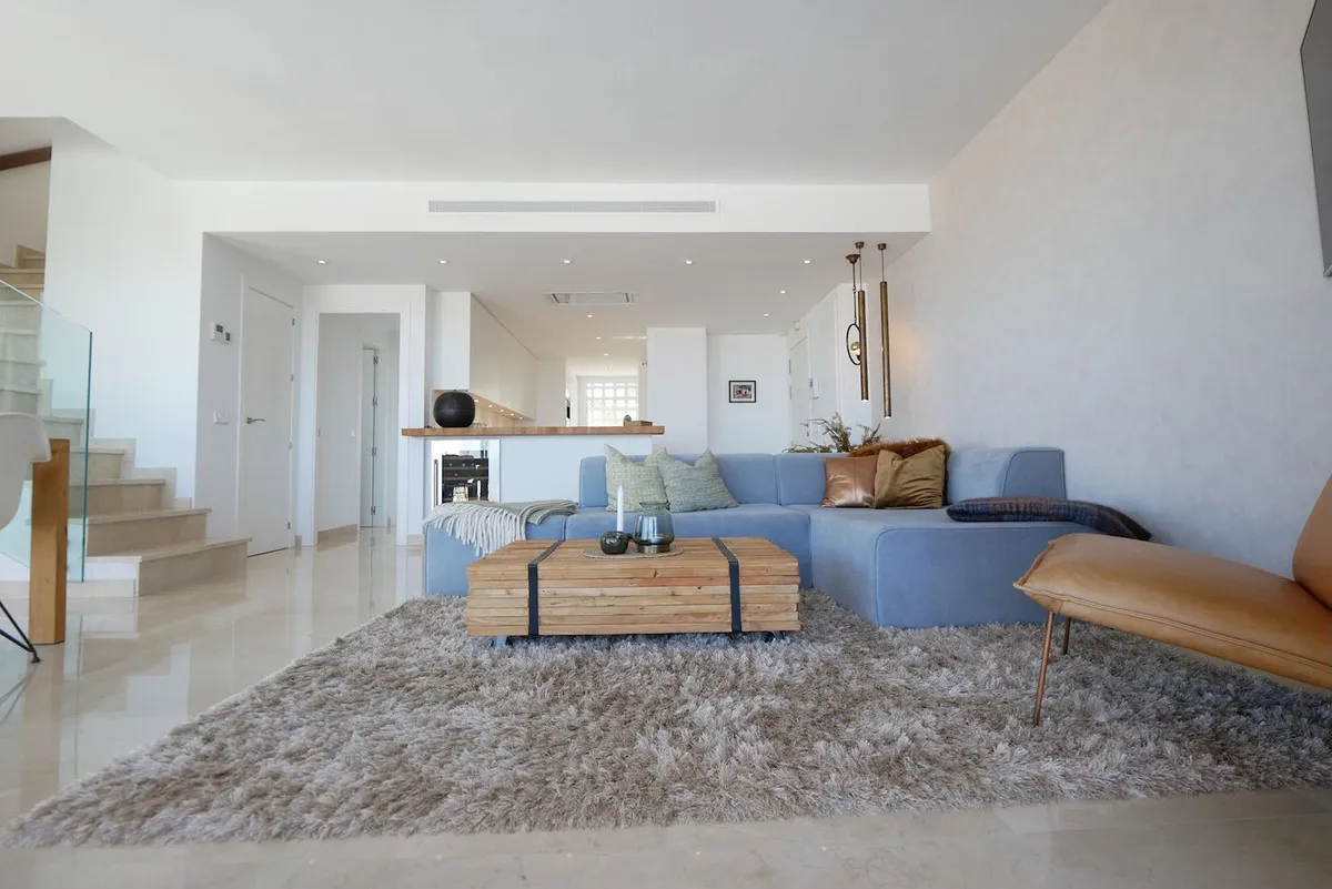 86ac27fc-c3ee-47cc-b560-000e17a80f78