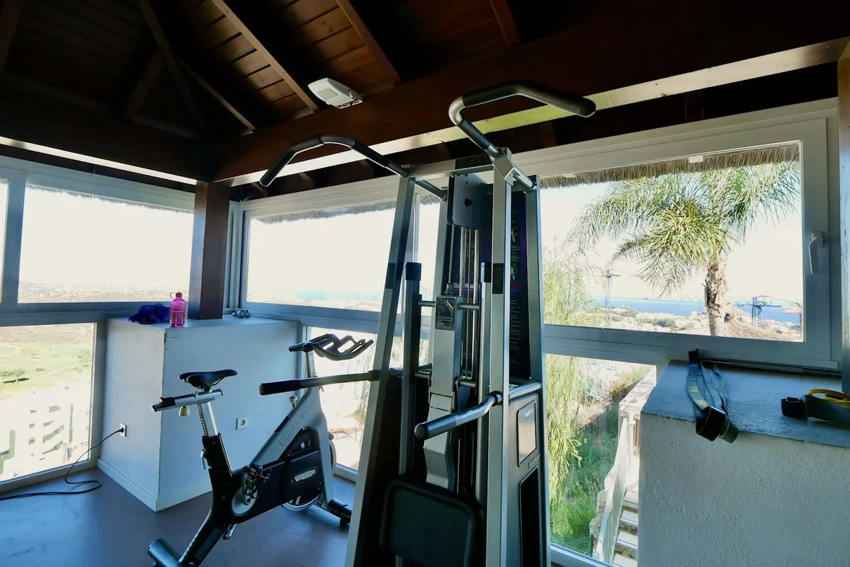 de6a90cf-af20-46a6-81f8-21ccfefe312c