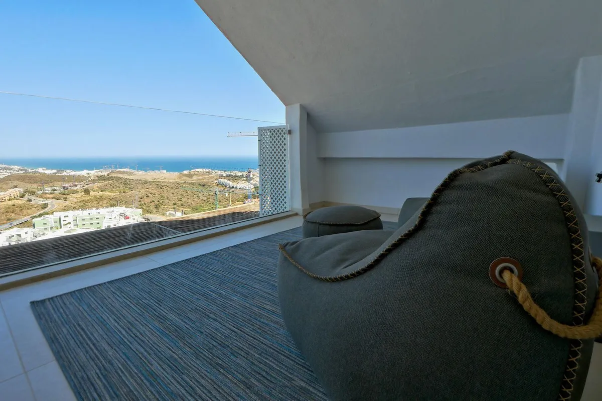 e4f3acda-7da0-41f3-8c23-a8fd0abc6680