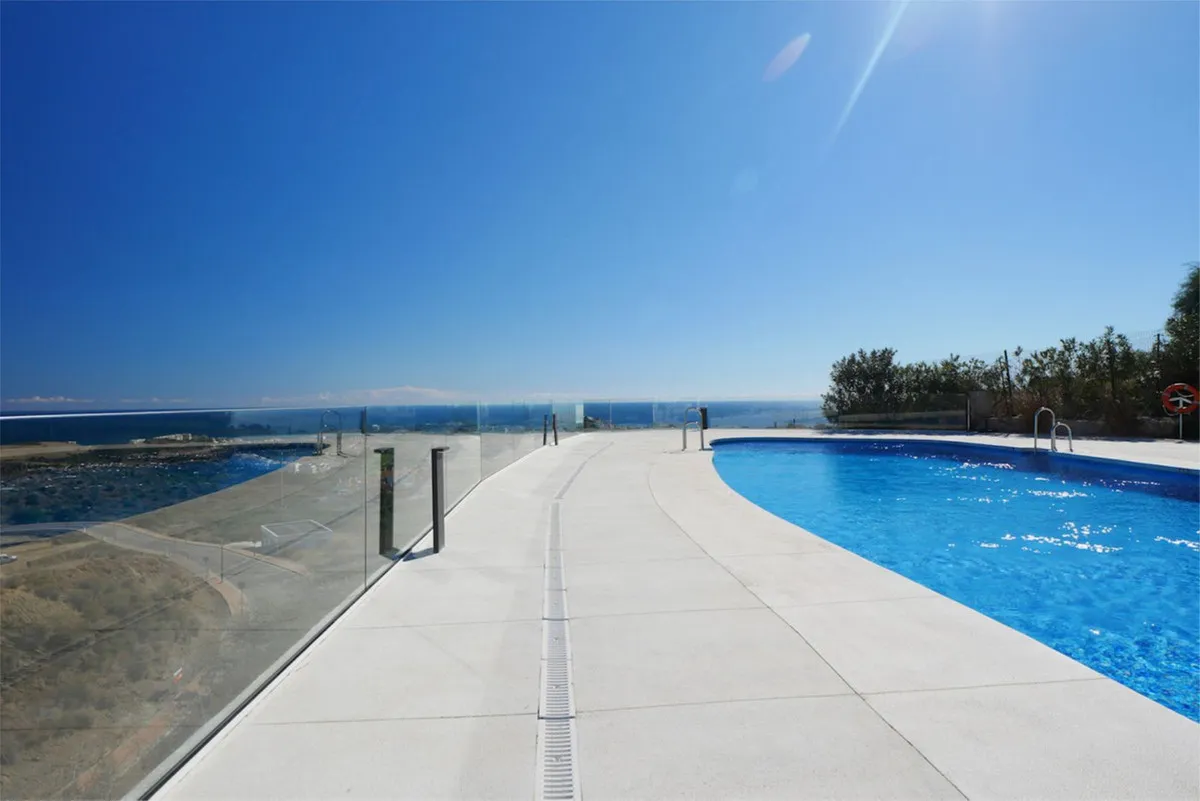 e82f5622-9407-4f09-9830-7a7c717db0ba