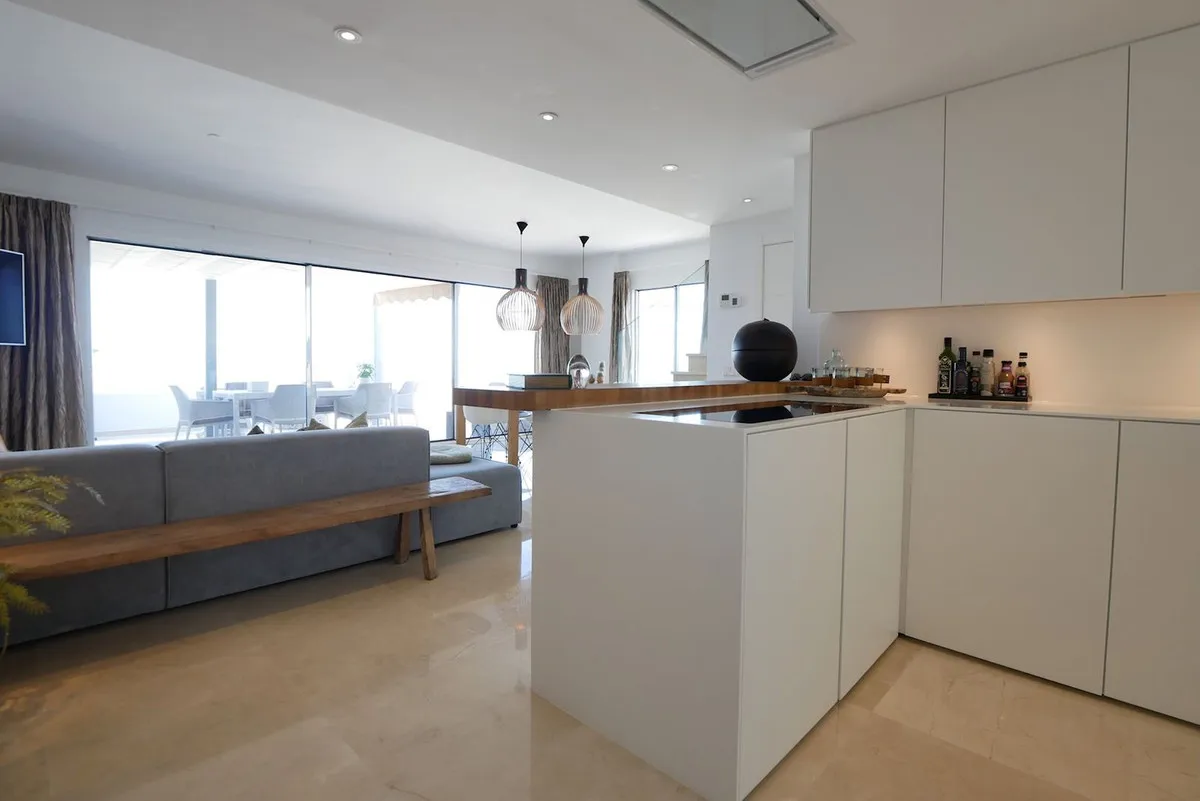 fc52267f-1613-432d-9a61-ce3d4b29faf8