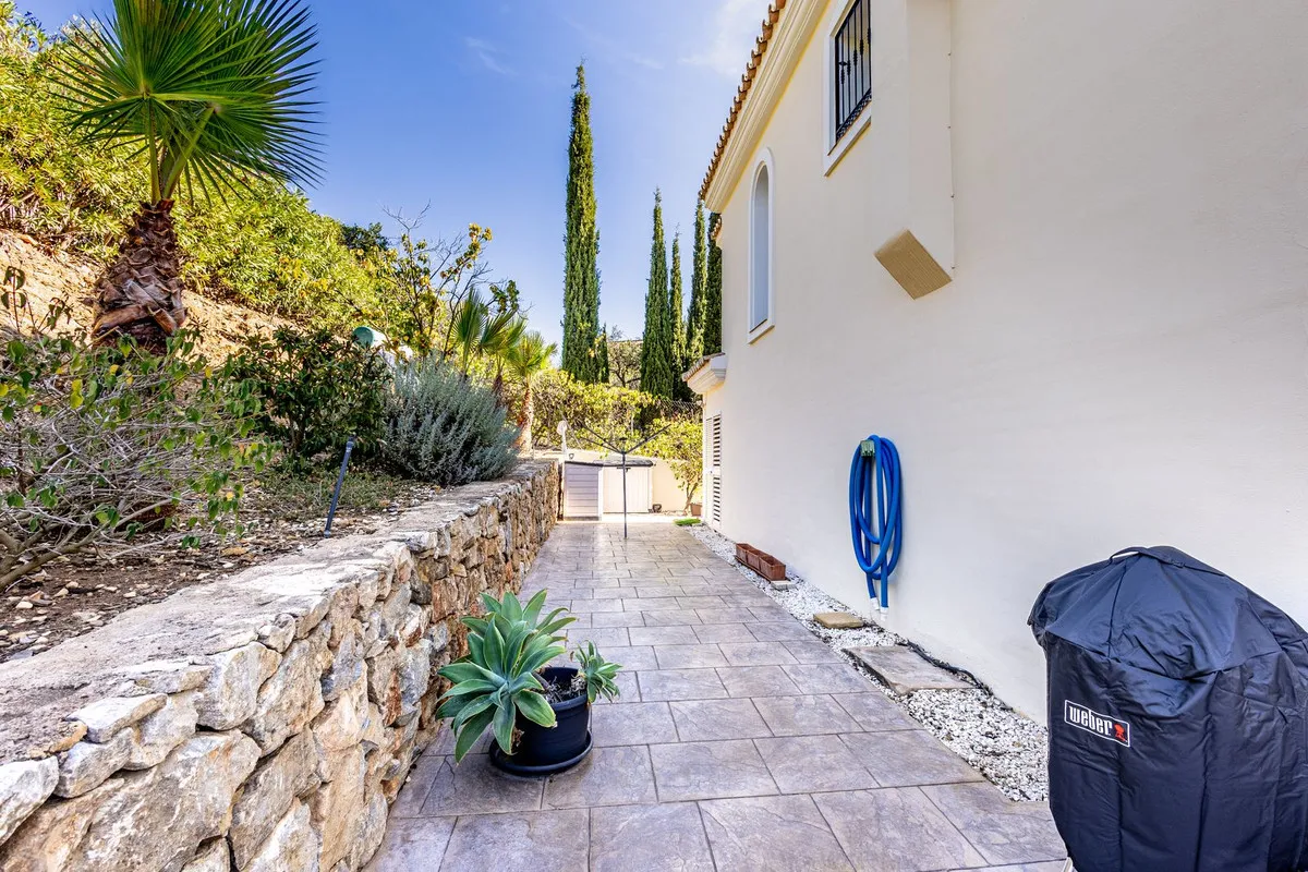 48a9341b-11ea-48ae-af19-8614cb40ede7