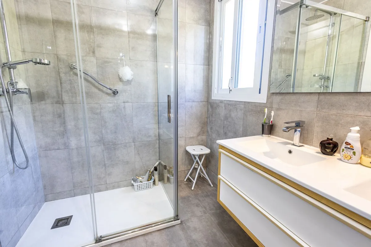 a7ce11c7-ad67-4a07-83f8-e9e65c3aaf2e