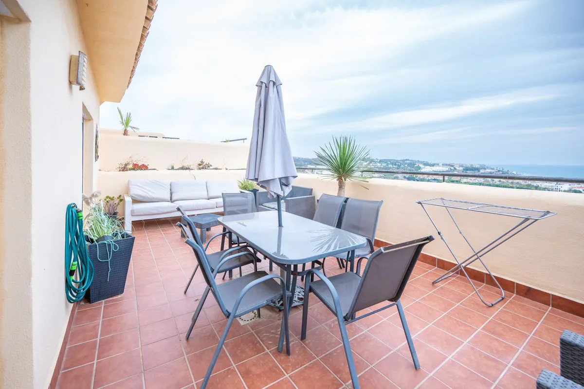 1a56b8ae-30d6-4f72-85d9-be398d032fbf