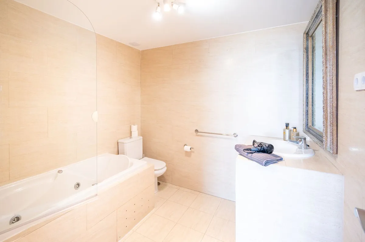 3fd3dbda-655a-4690-9837-495fa63129f4