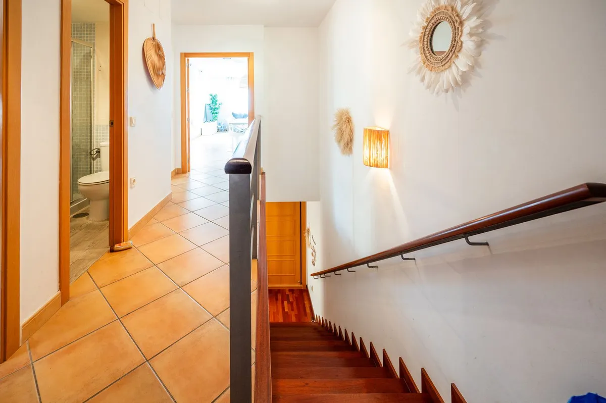 75c5800c-d91e-416d-acd5-8f4b0146cd01