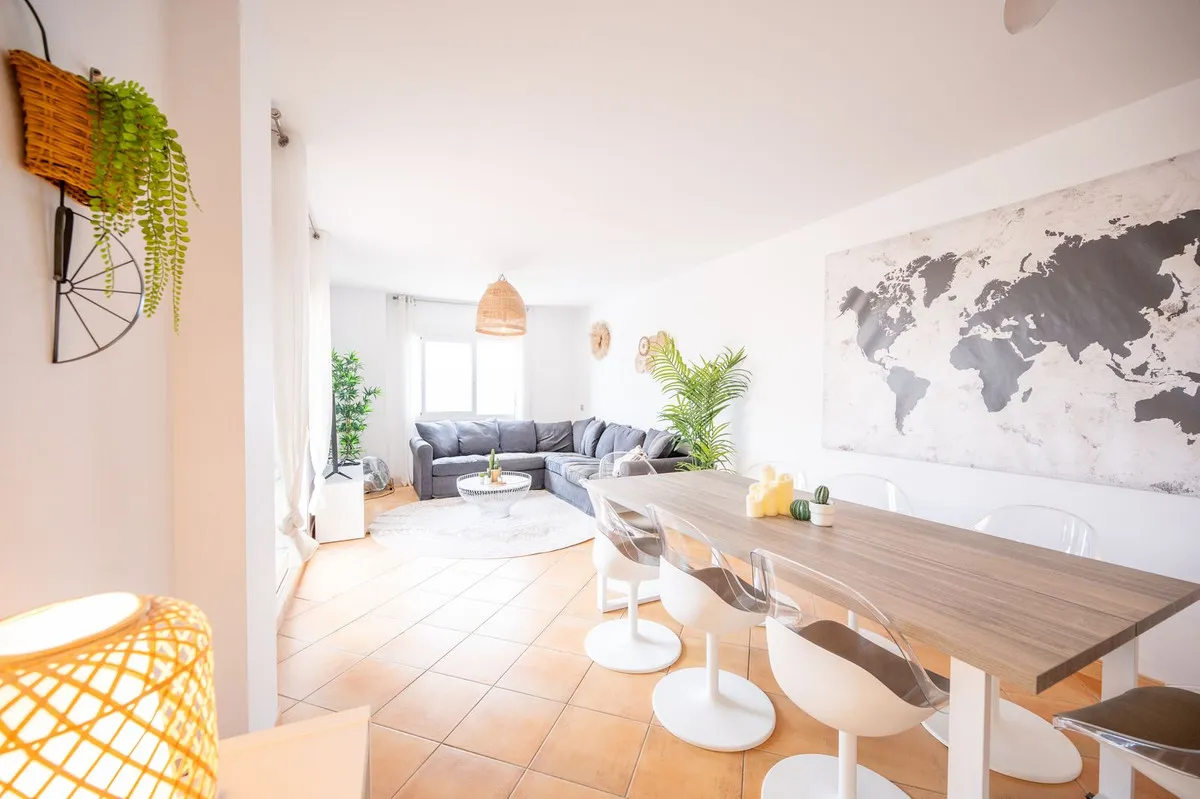 8ed53355-20fa-4251-bda5-0329f2a1084e