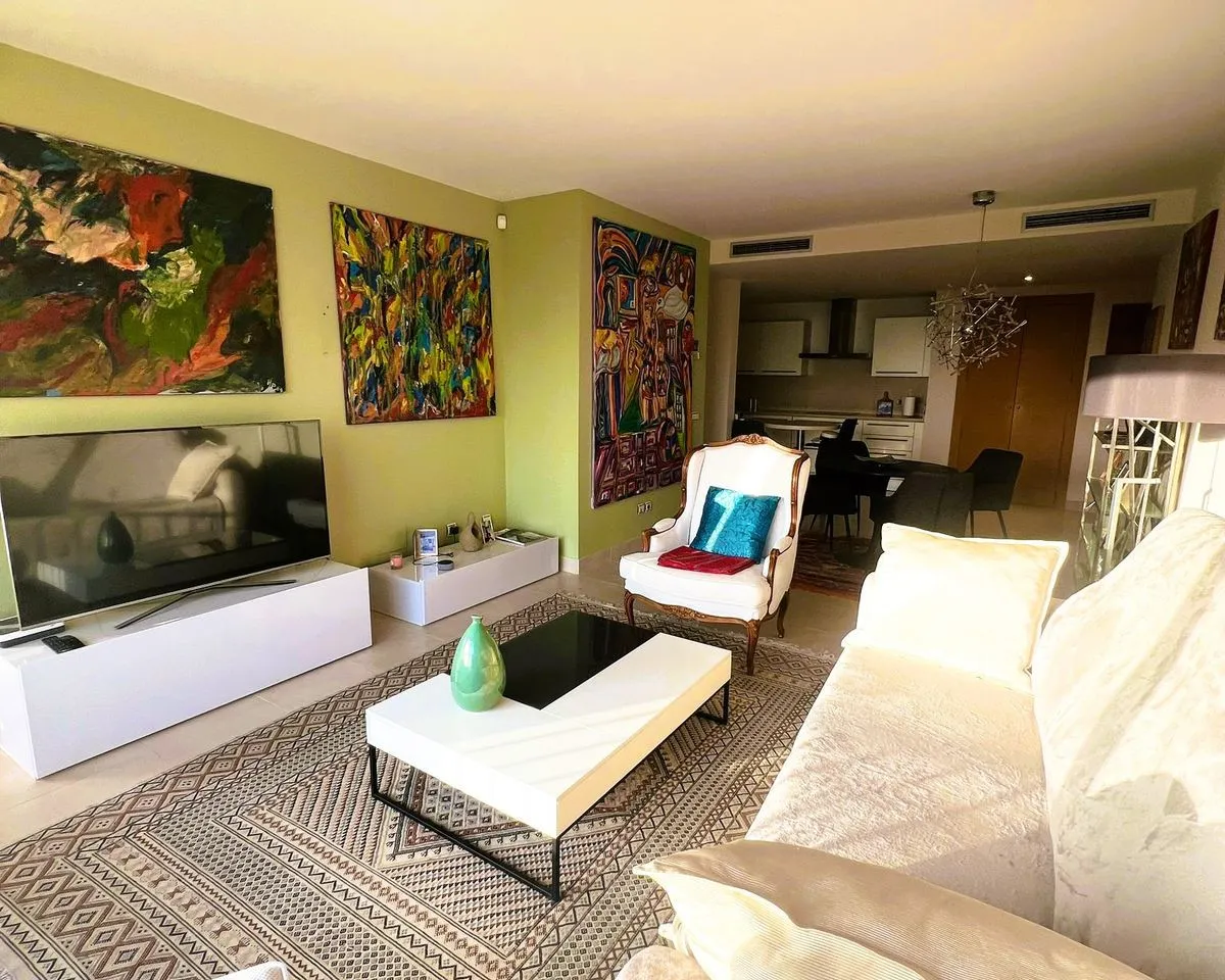 733a9fe4-2e96-4551-886e-0fdc96f755e3