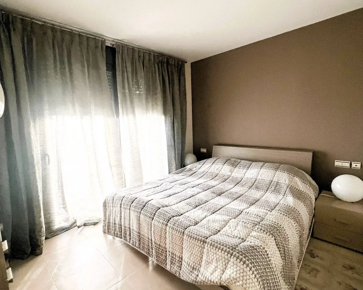 e92b4264-505b-4611-830d-eccd2526b46e