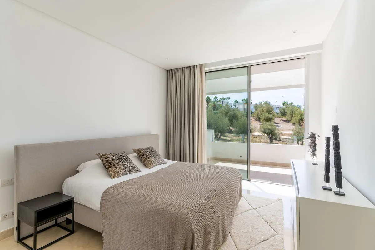 0de15559-4473-47e1-a454-a7c54531621d