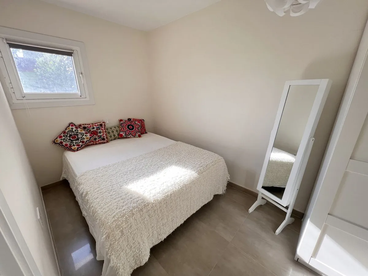 b86c857e-bd74-4641-b0ab-d732ae4579bf