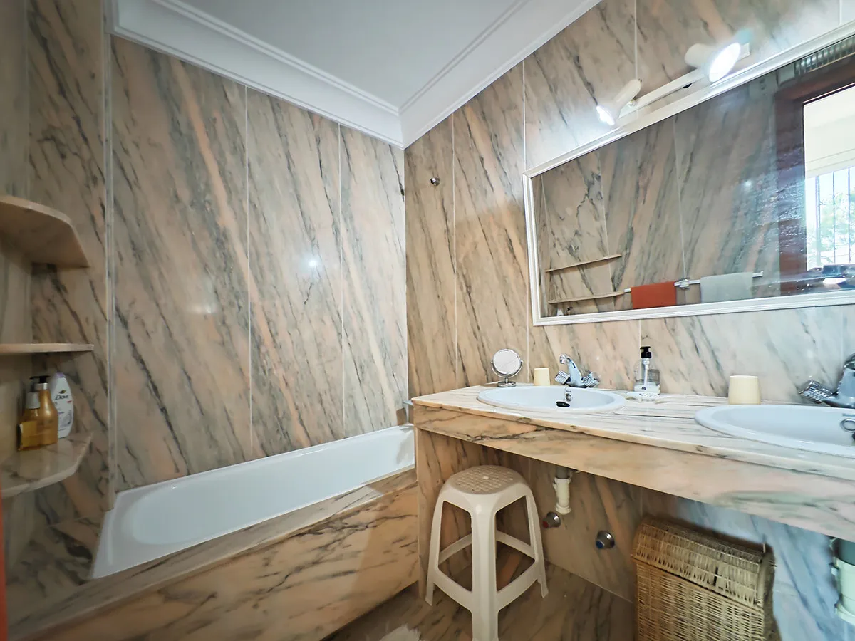 5a2ee086-a948-4fd7-a026-20643a60b5dc