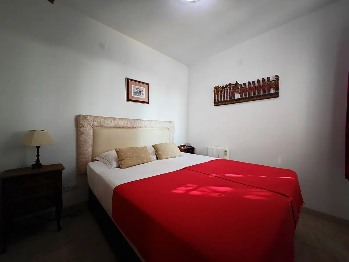 66a75952-4cc8-4d5d-838d-f6db71c42794