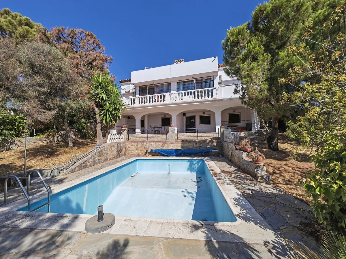 688f0d23-8c26-4cc3-80f3-a3840023cf10