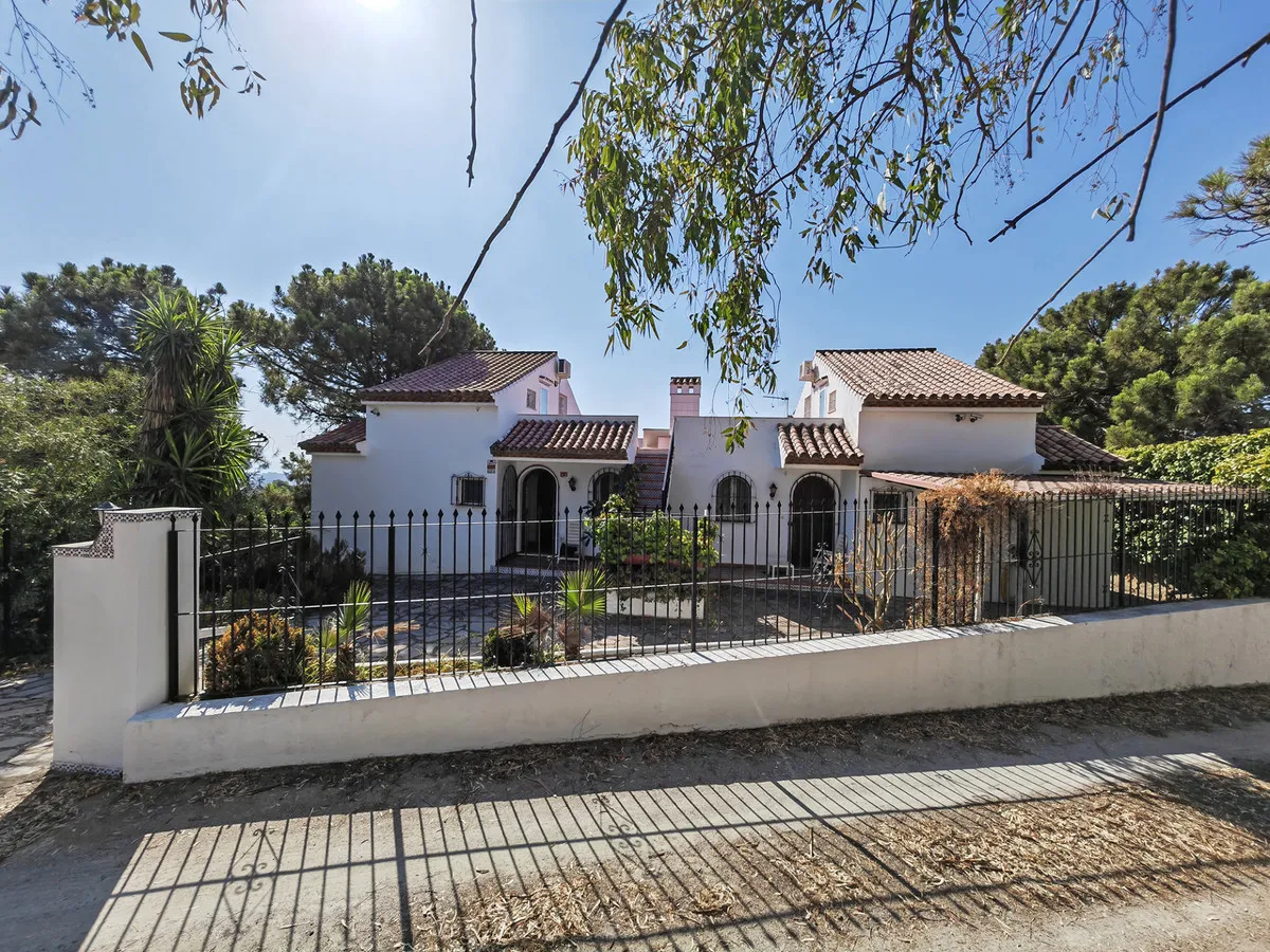 72eb6272-2a9a-4971-9683-d0f3102efe47