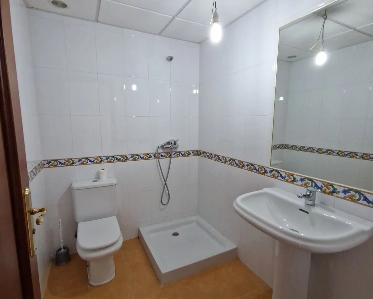 76573137-e854-4932-8ce7-12ebb1f73ea2