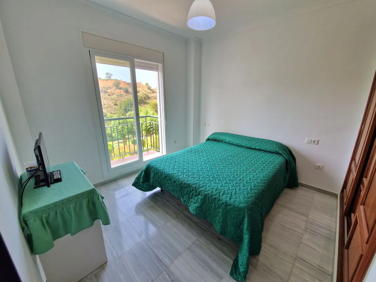 c783495b-6365-4dc3-a404-0aa7158e29f0