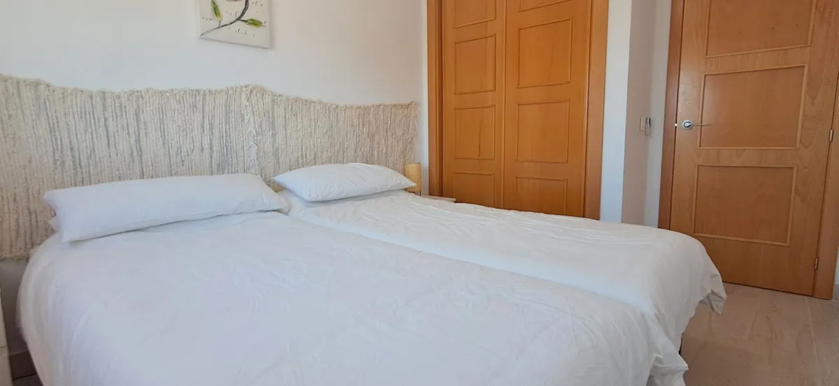 3c405970-f93b-4c6e-83b6-01de6bc1498c