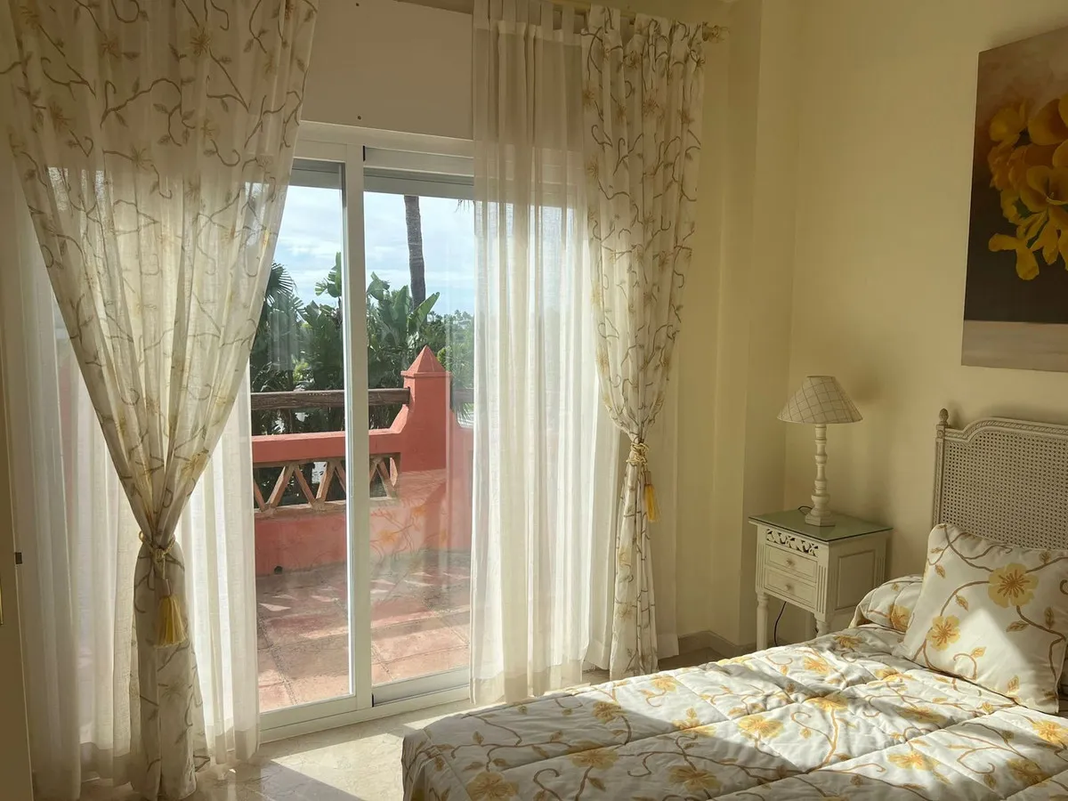 1aea5d96-ff1f-44b8-811b-0c055cd71aae