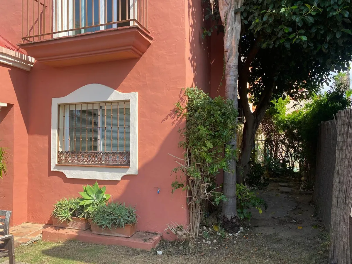 6d9297de-35d8-4044-82a1-b79a7aad067b