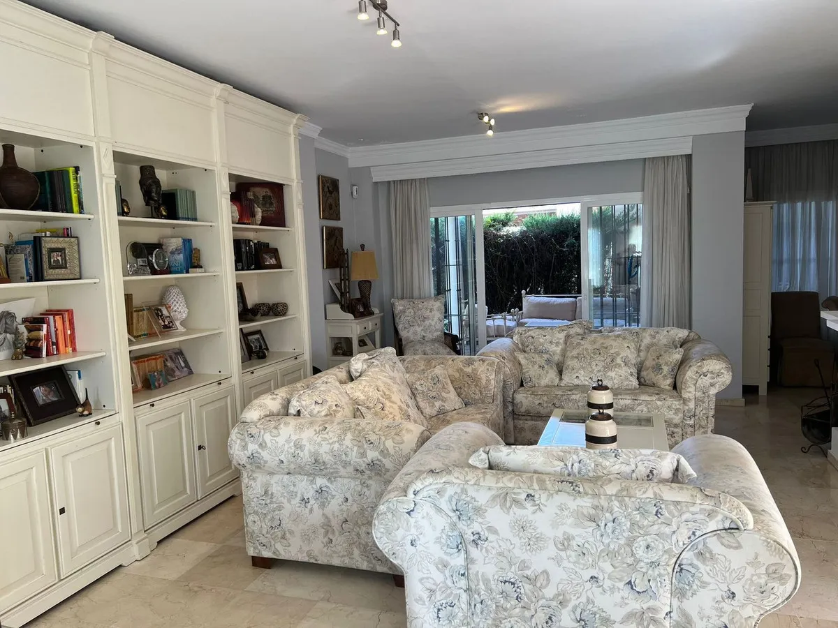 729204db-28ef-468d-836f-8b6139f4e74f