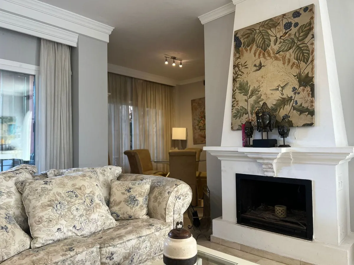 a12d0728-2507-4bb3-8dc6-b397807b4f0a