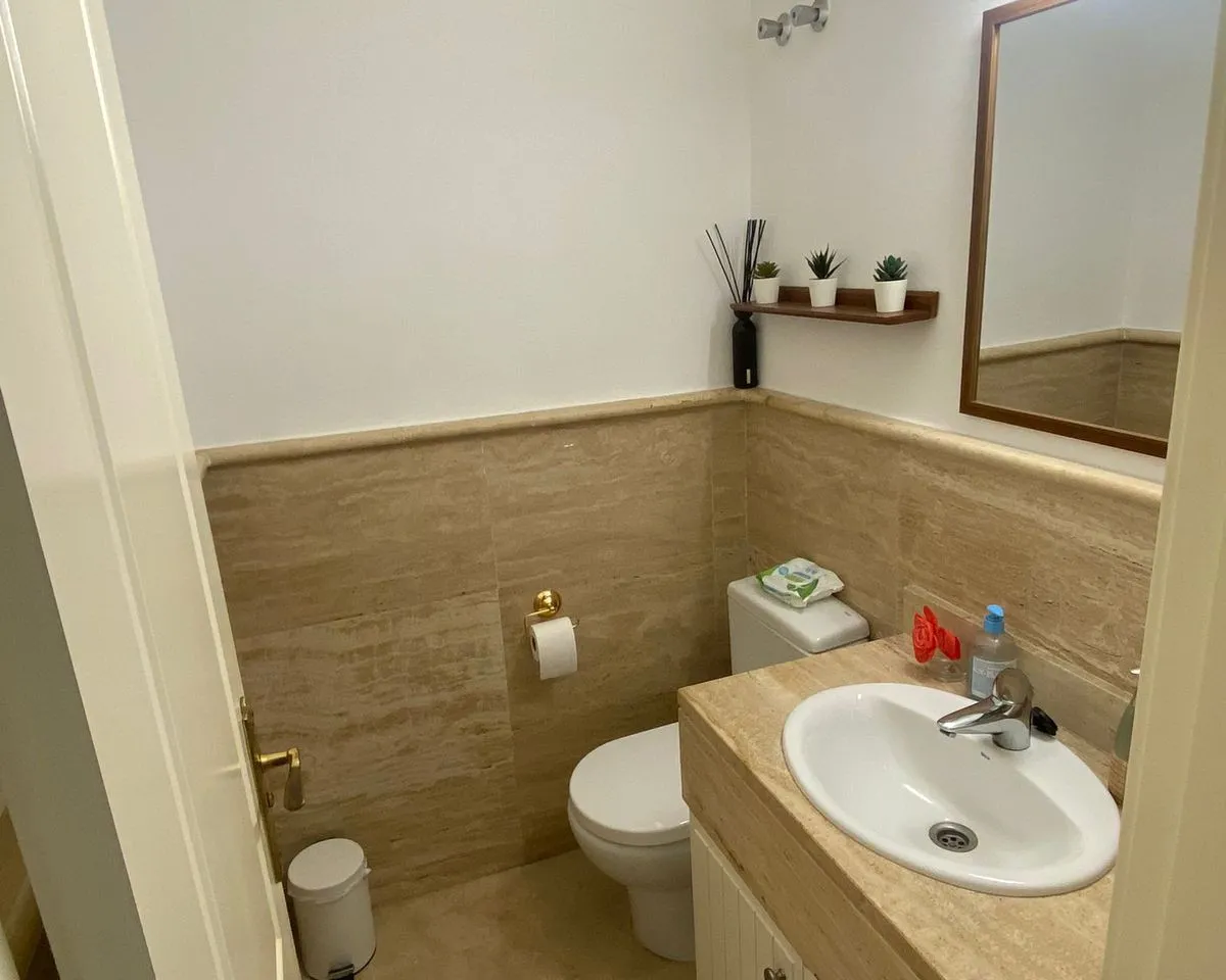 8e660b67-a890-4e23-a4a1-a6ba352c0683