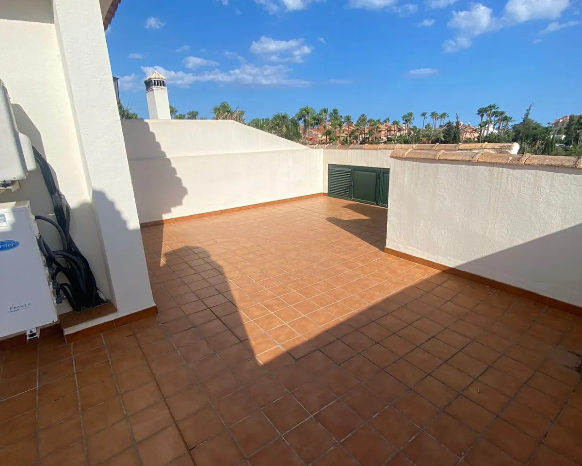 90896c30-2c30-4251-9483-f77bbe3d3e45