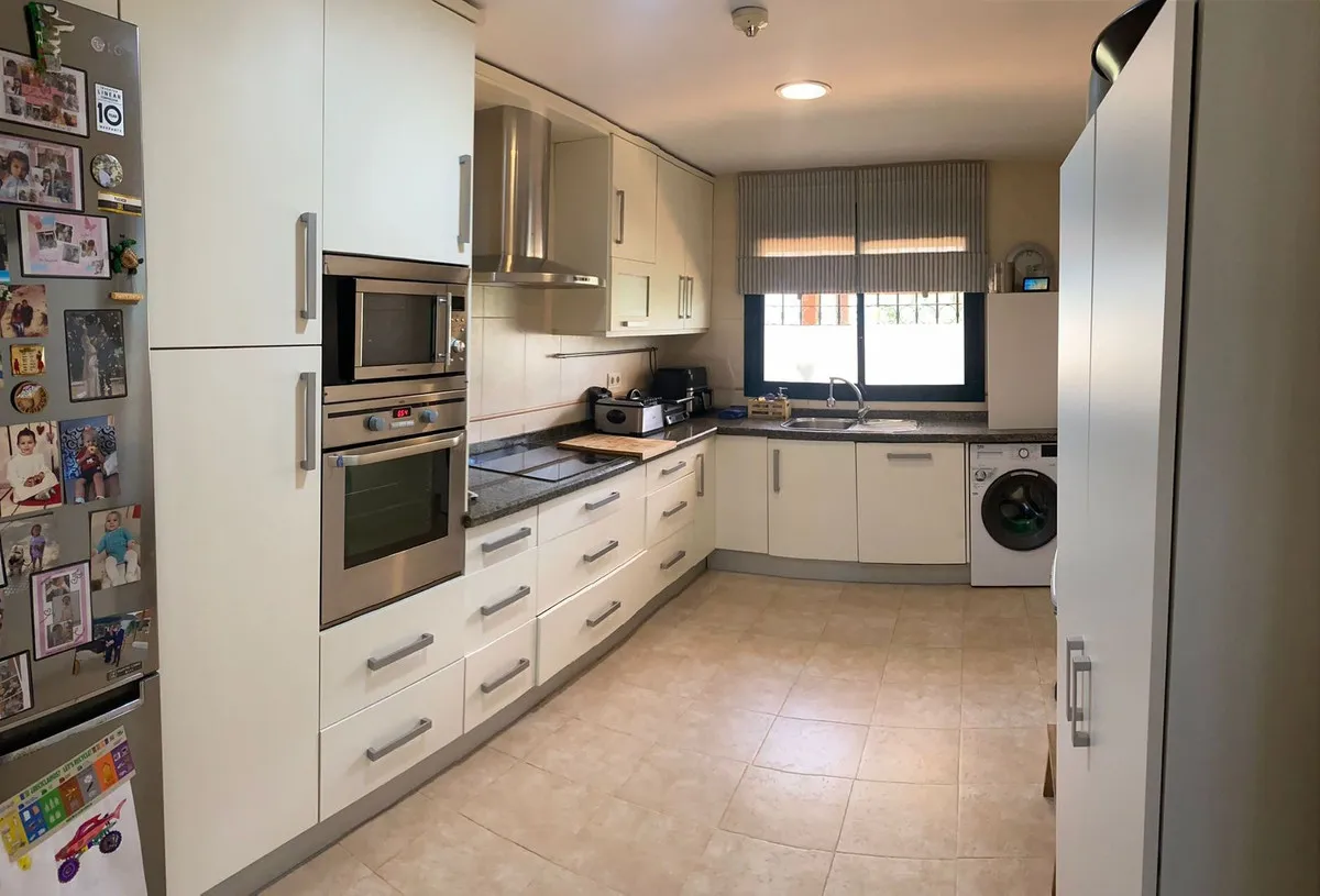 9629794e-65a8-4a9f-acc6-cd2bfcf0d723